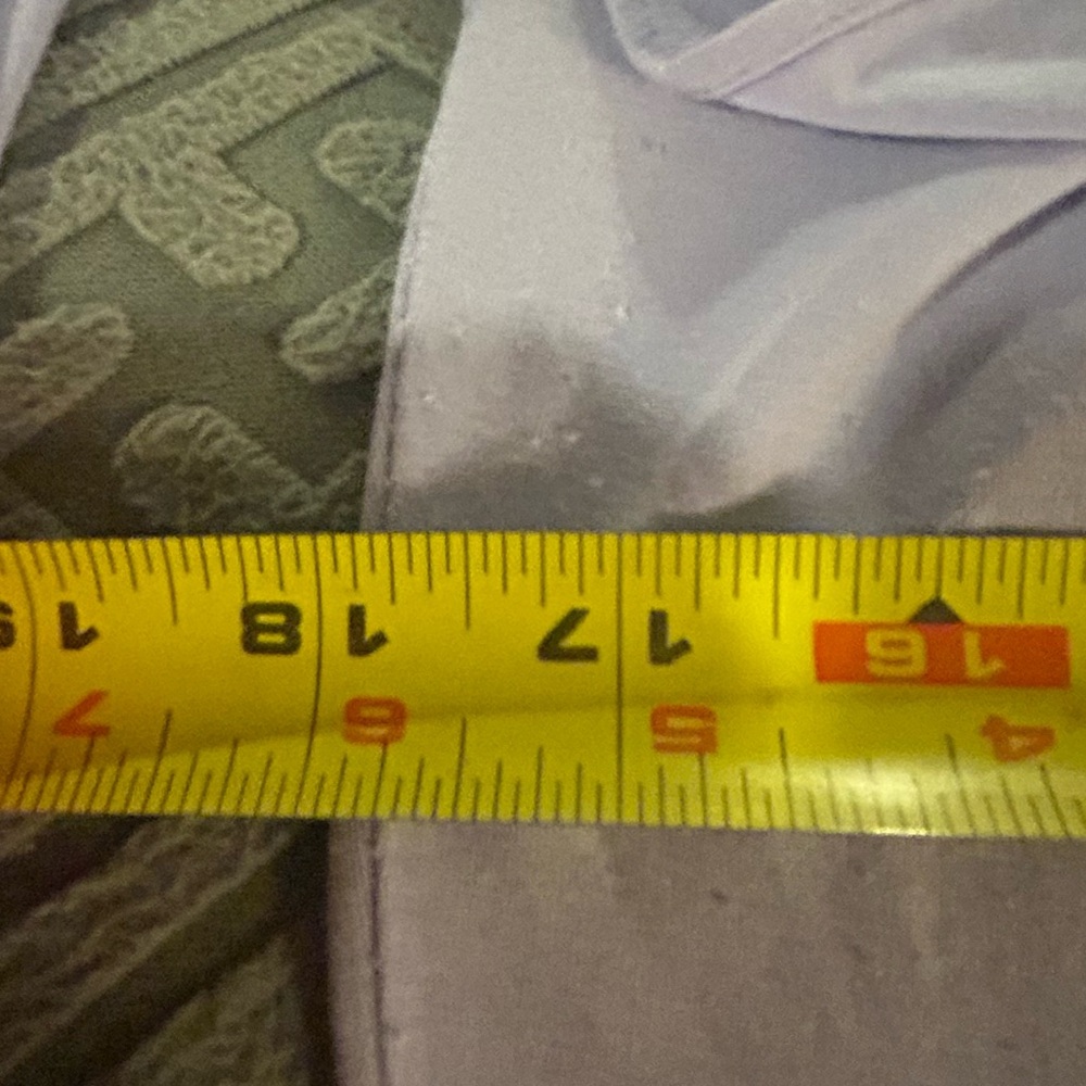 Lilly Pulitzer lavender Augustus Top  shoulder S 129 - Picture 8 of 8